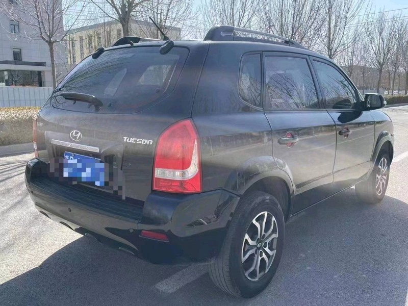 保定14年现代途胜4