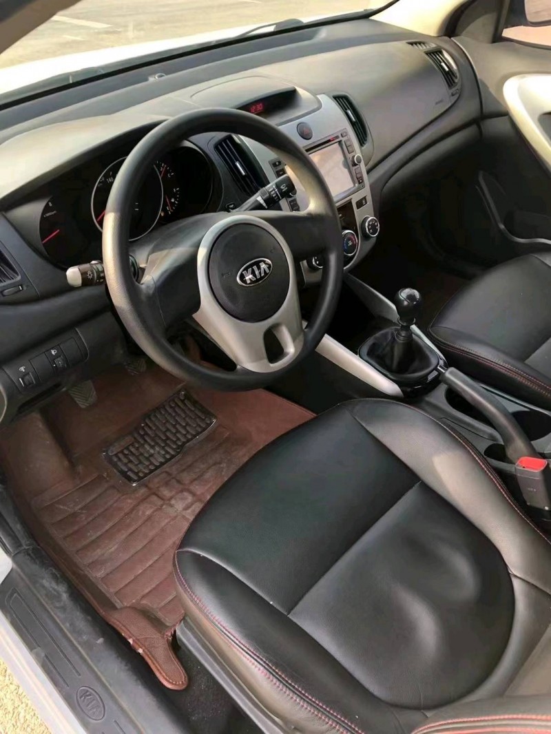 保定14年起亚福瑞迪3