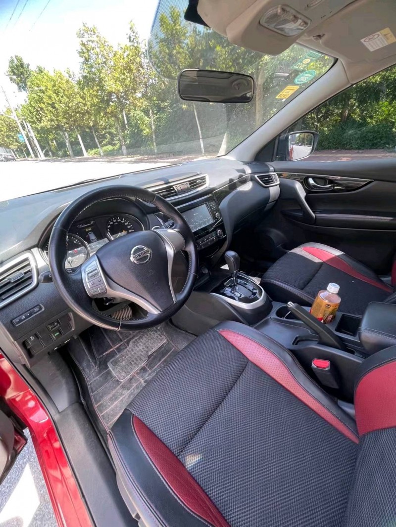 保定16年日产逍客5