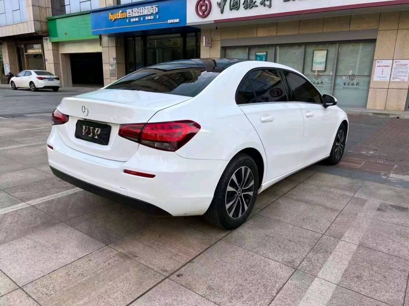 邵阳19年奔驰A4