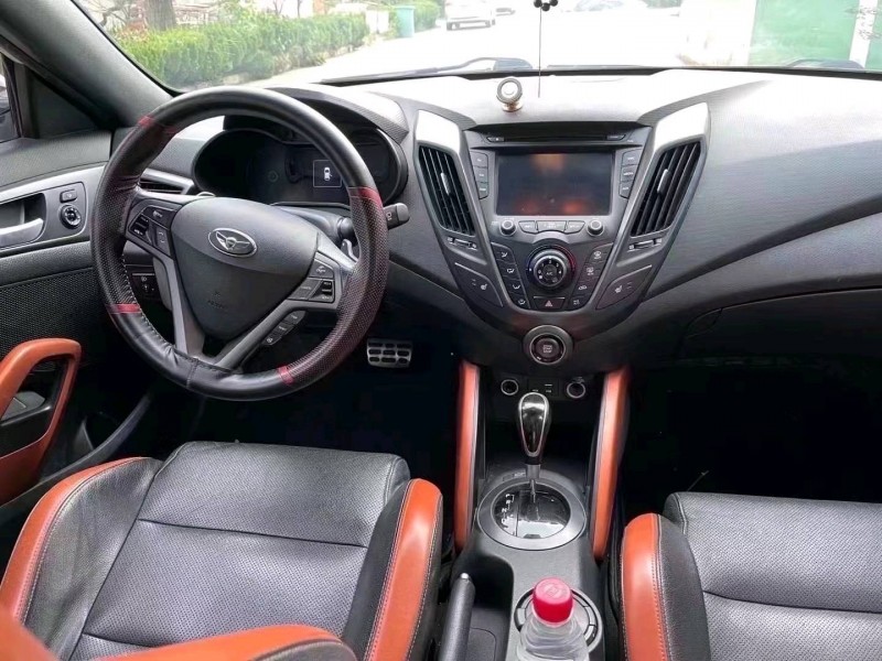 苏州15年现代飞思6