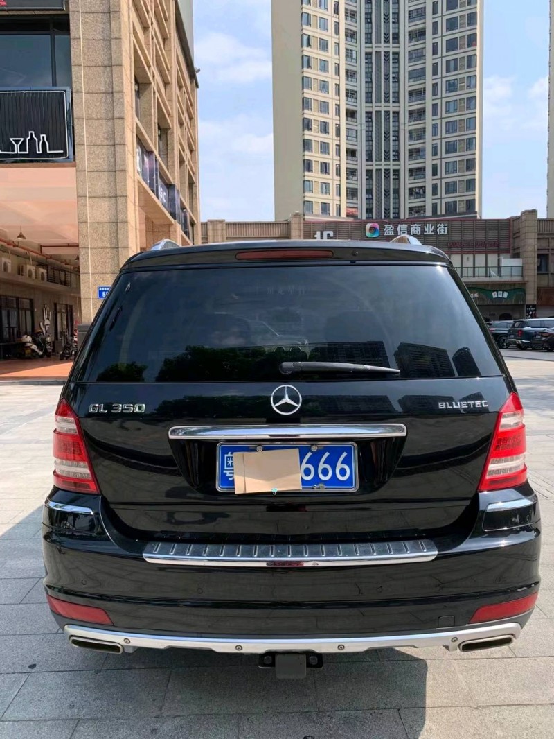 广州11年奔驰GL9