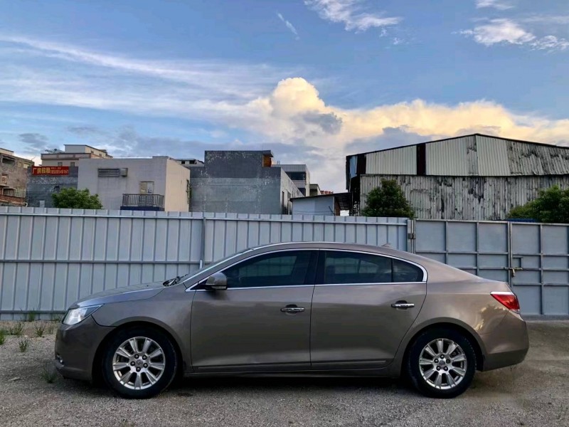 广州11年别克君越3