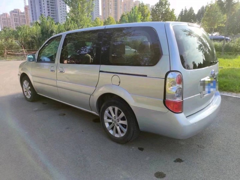 北京12年别克GL86