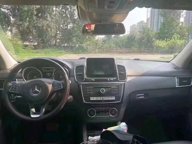 北京16年奔驰GLE5