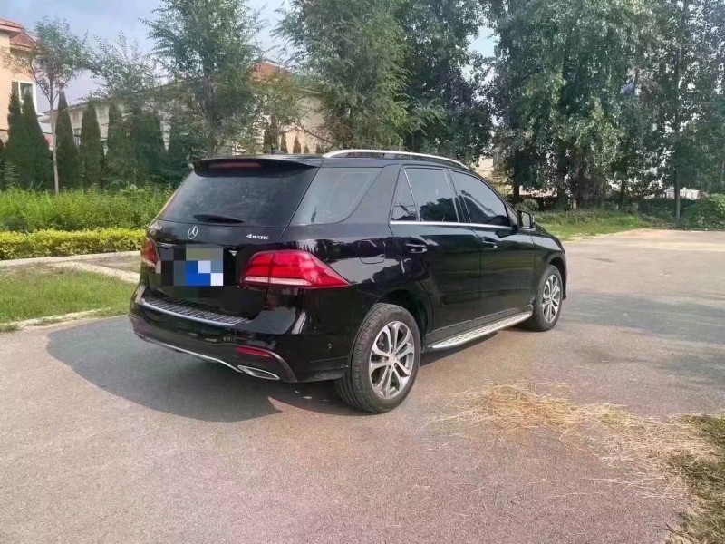 北京16年奔驰GLE8