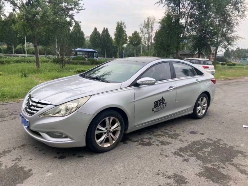 北京13年现代索纳塔八7