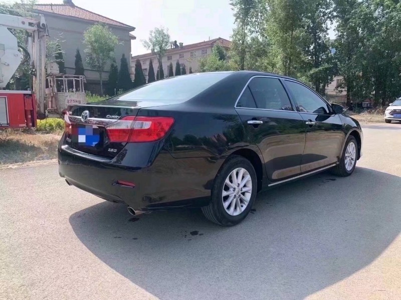 北京14年丰田凯美瑞4