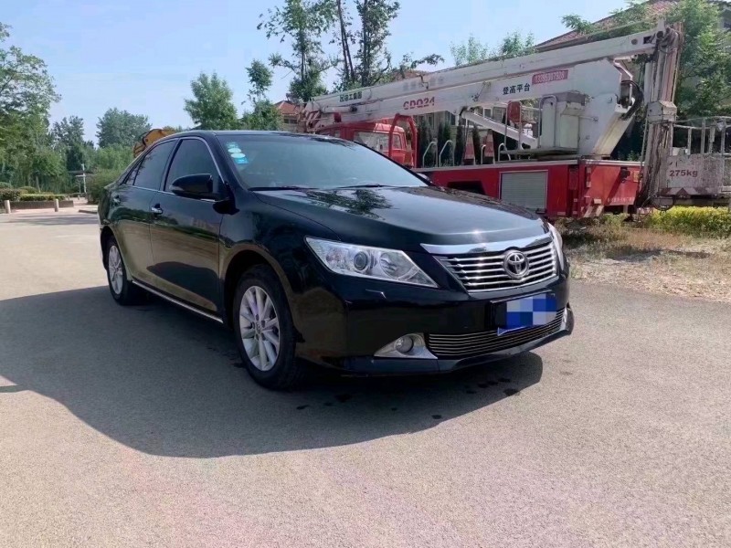 北京14年丰田凯美瑞6