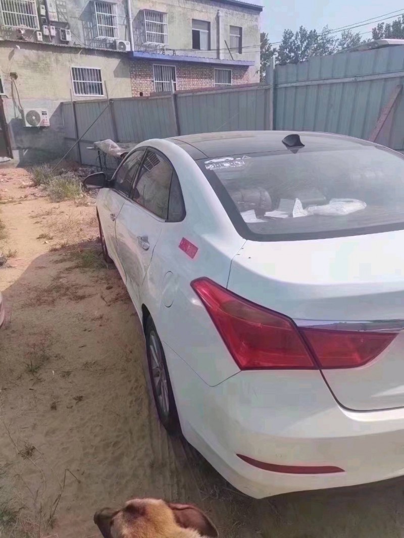 北京16年现代名图3