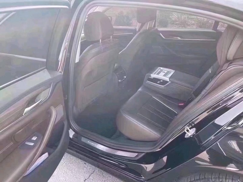 北京18年宝马5系4