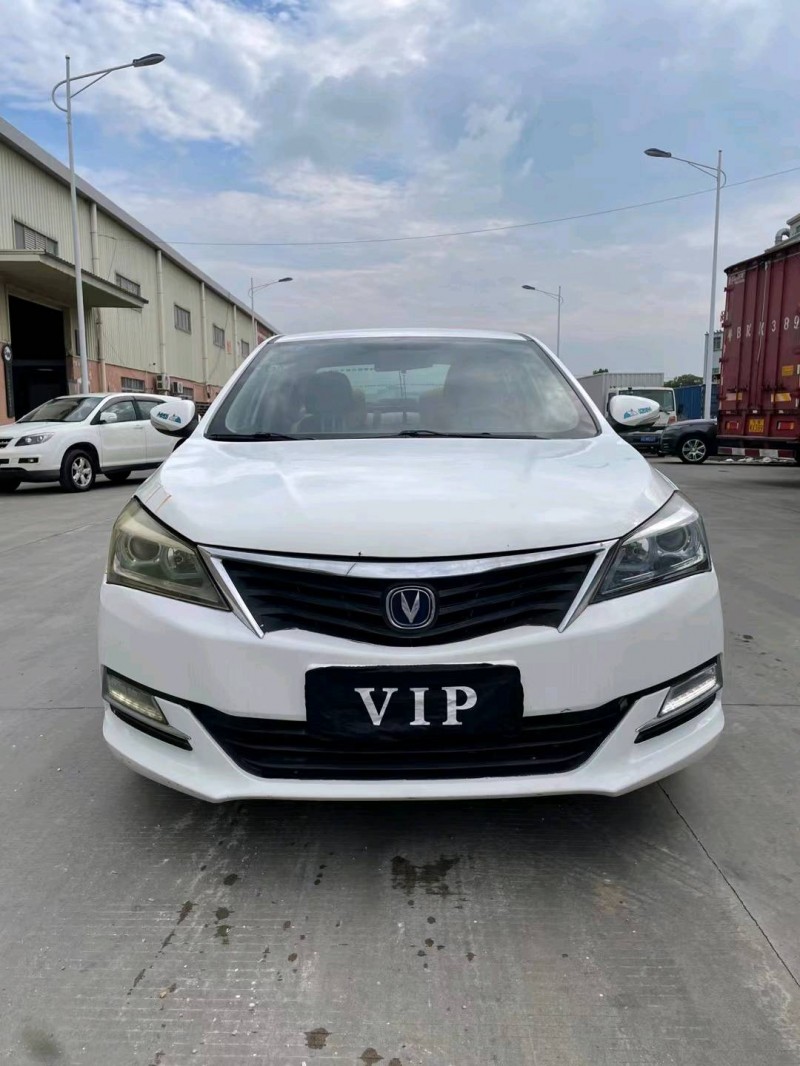 东莞18年长安汽车悦翔V71