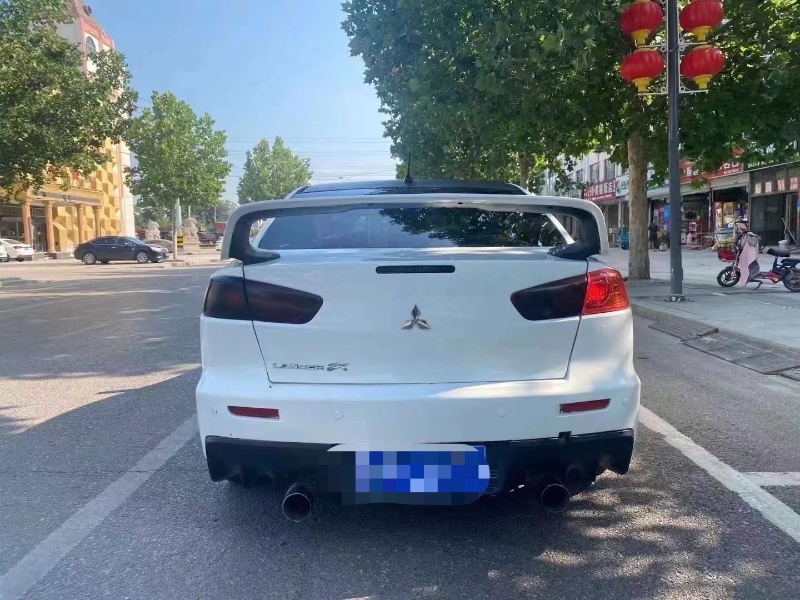 北京11年三菱翼神7