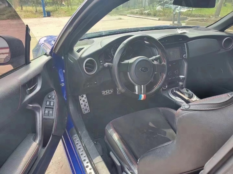 天津15年斯巴魯BRZ2