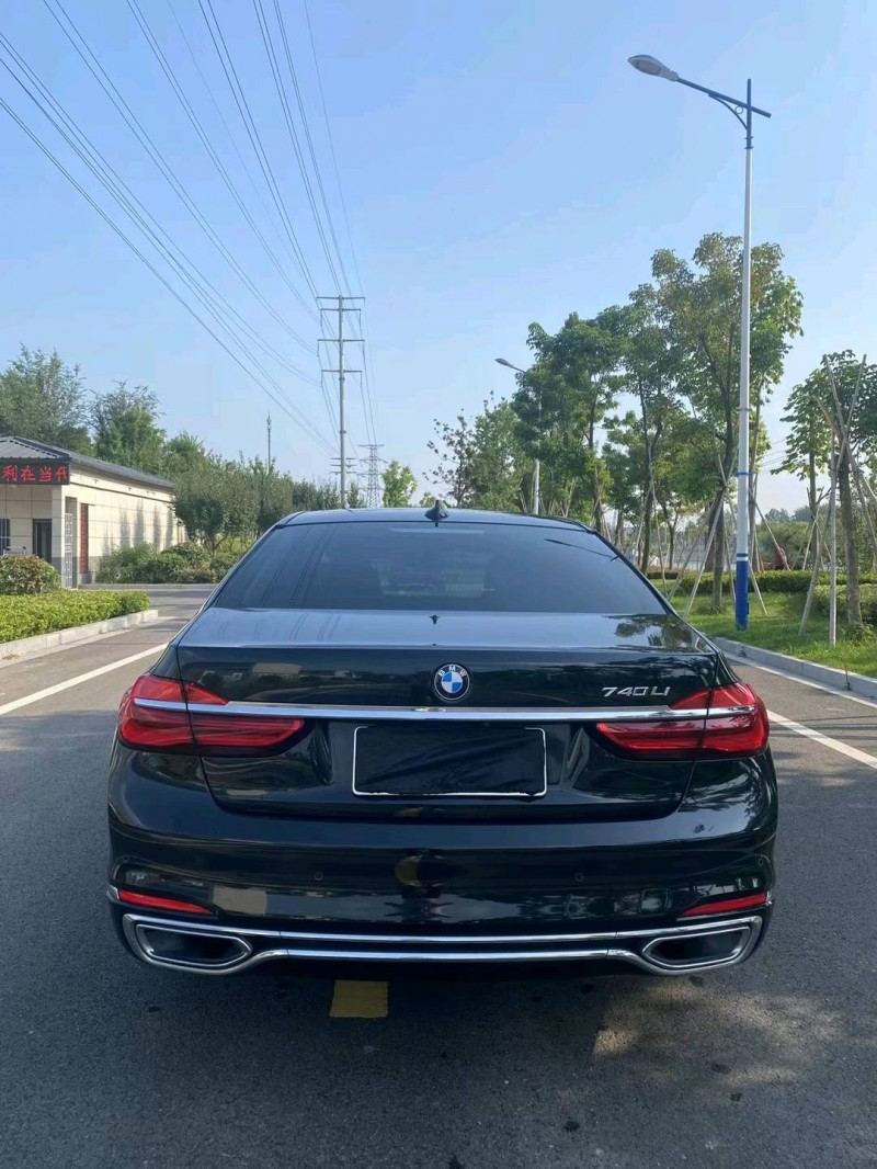 徐州19年宝马7系8
