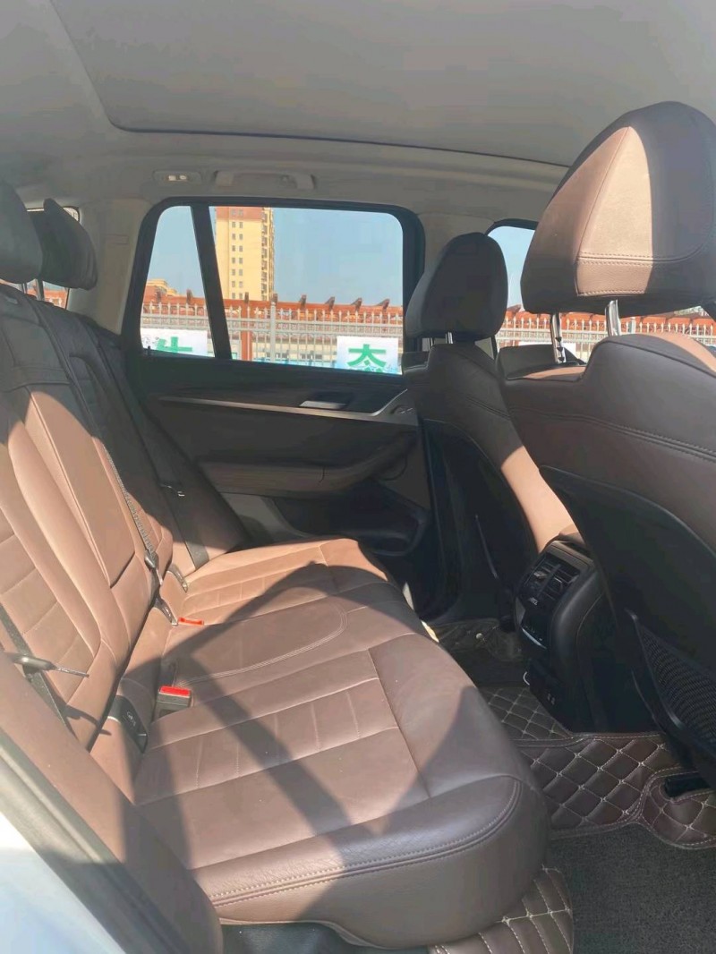 徐州21年宝马X35