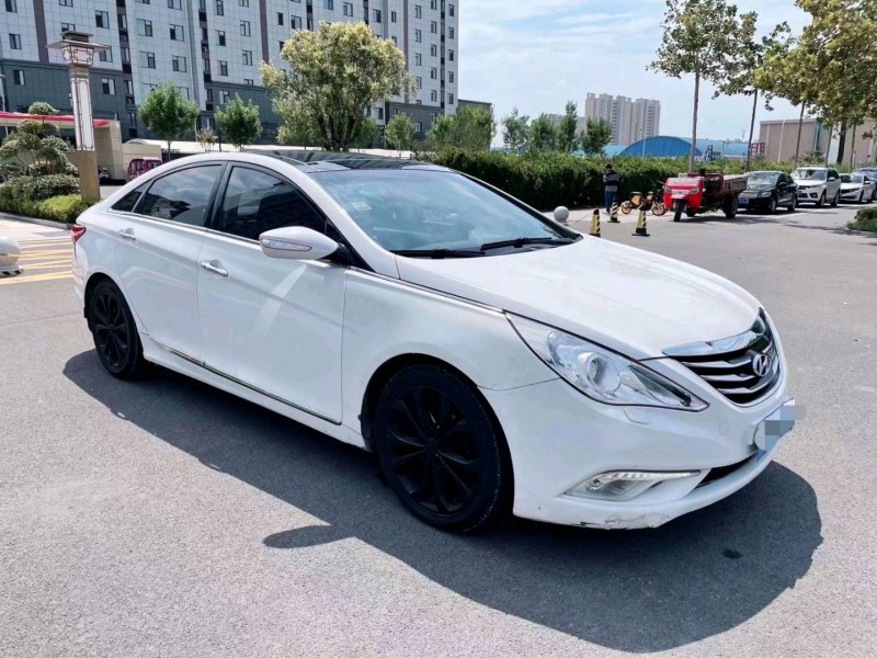 嘉兴14年现代索纳塔八2