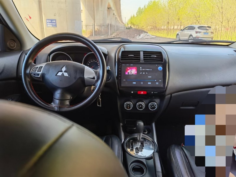 保定11年三菱劲炫6