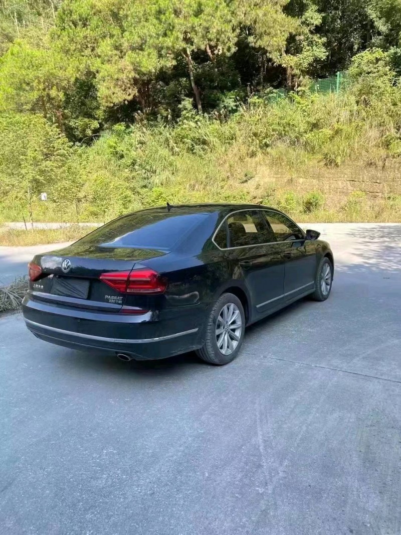 防城港16年大眾帕薩特2