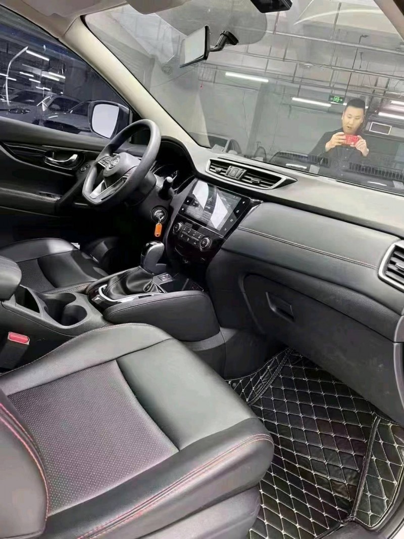 成都20年日产逍客8