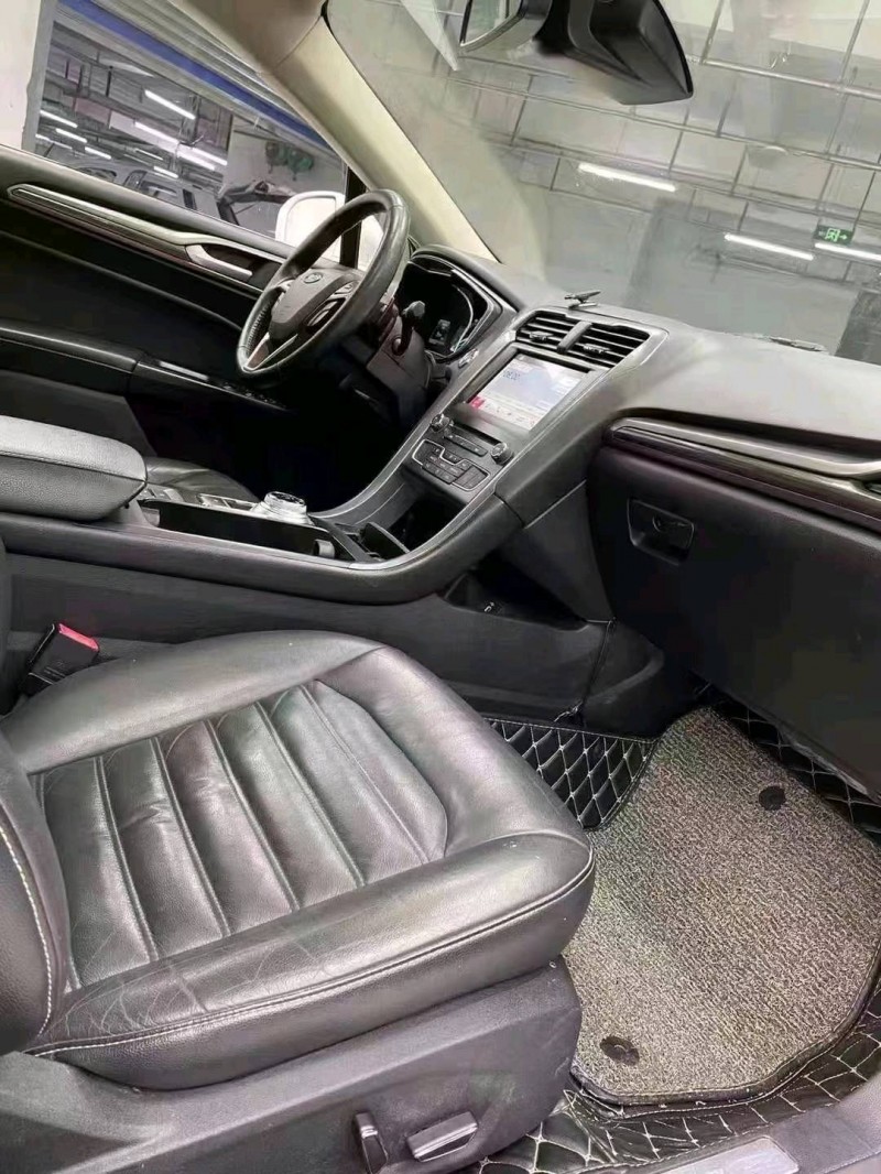 成都17年福特蒙迪欧8