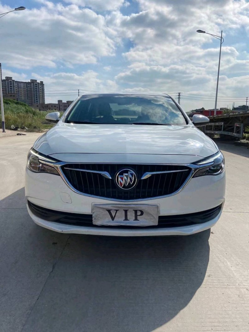 东莞19年别克英朗1