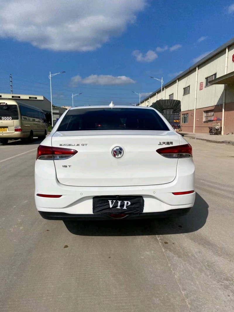 东莞19年别克英朗9