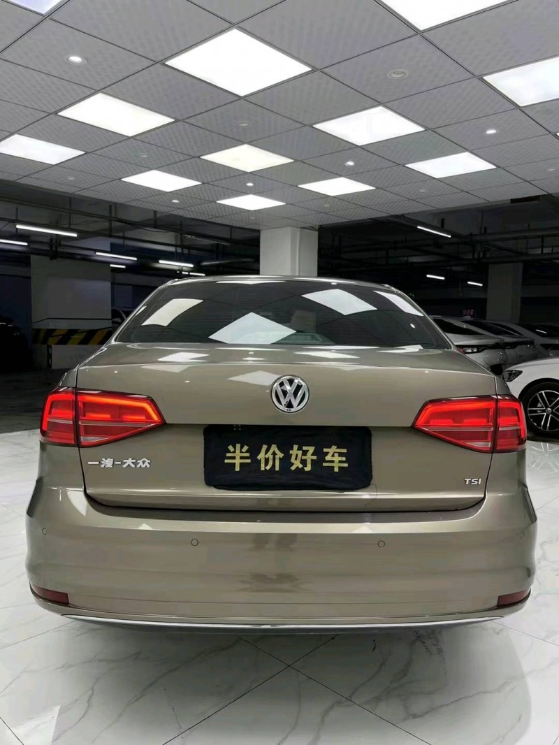 成都18年大众速腾5