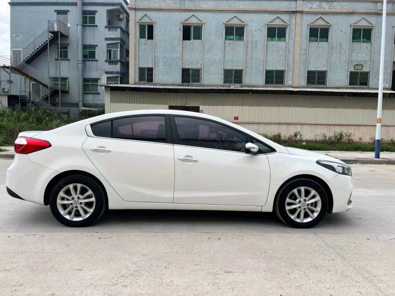 东莞16年起亚K37