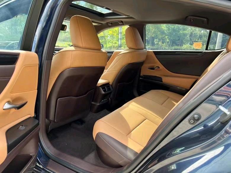 盐城21年雷克萨斯ES5