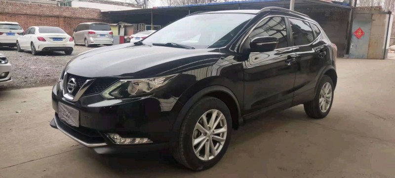 保定17年日产逍客3