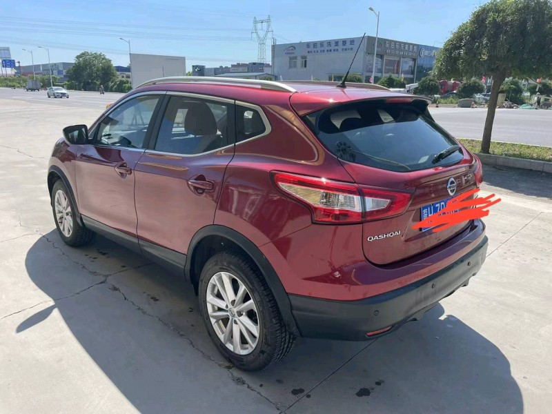 保定16年日产逍客7