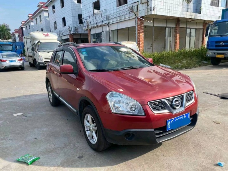 保定14年日产逍客2