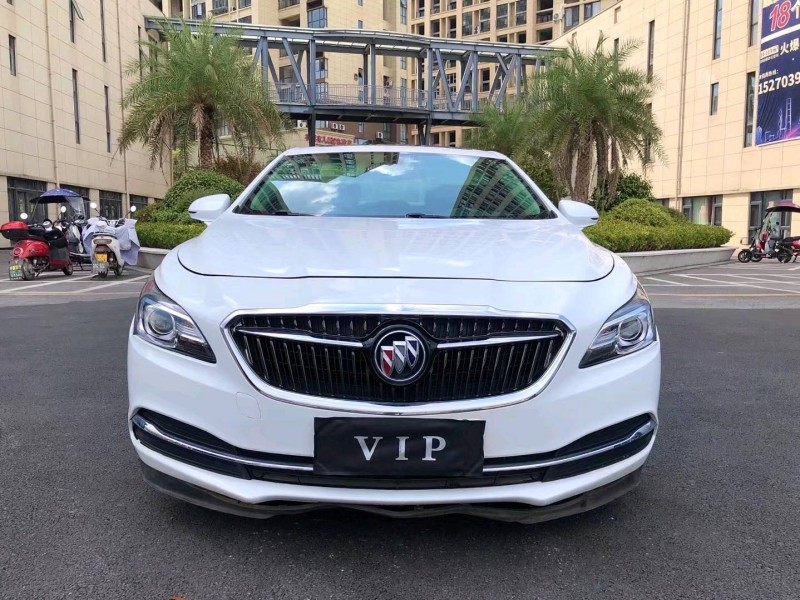 宜春16年别克君越1