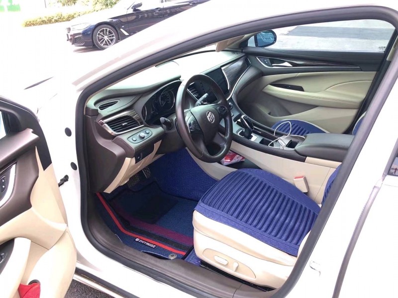 宜春16年别克君越7