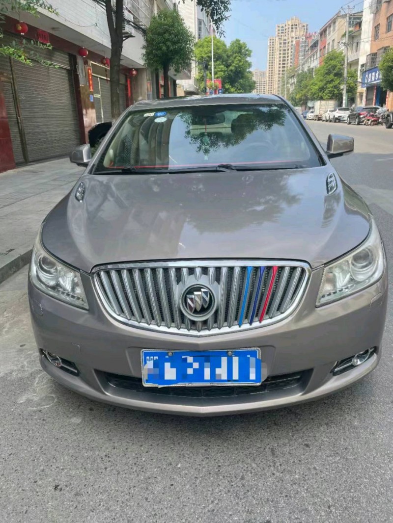 宜春12年别克君越1