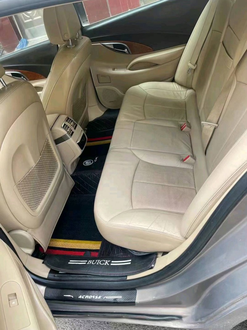 宜春12年别克君越4