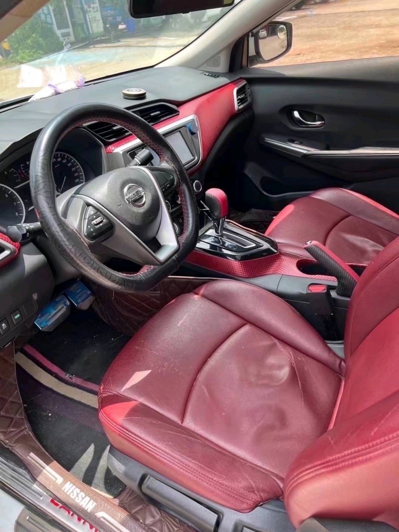 保定17年日产蓝鸟5