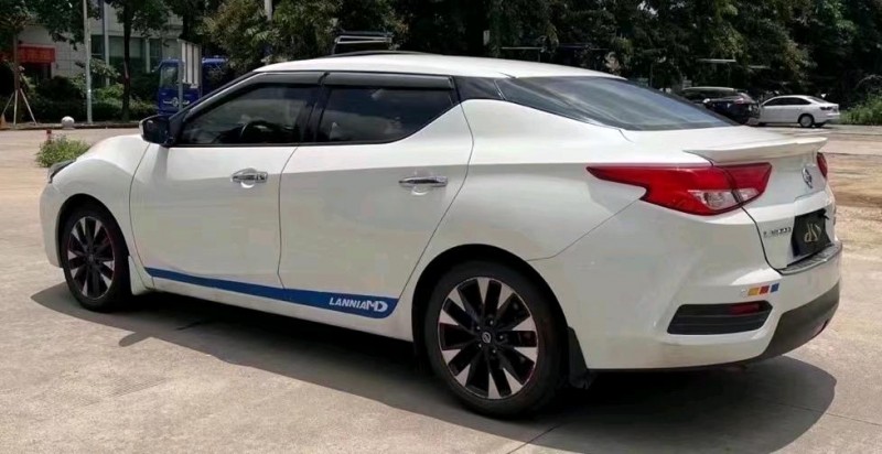 保定17年日产蓝鸟2