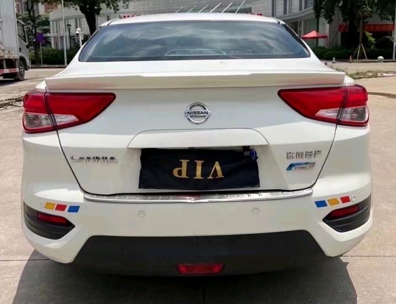 保定17年日产蓝鸟1