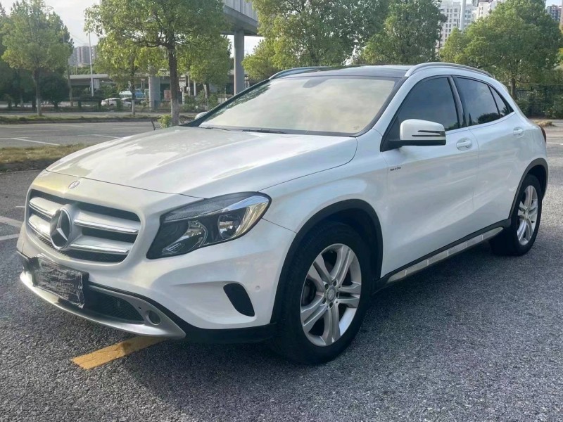 北京15年奔驰GLA7