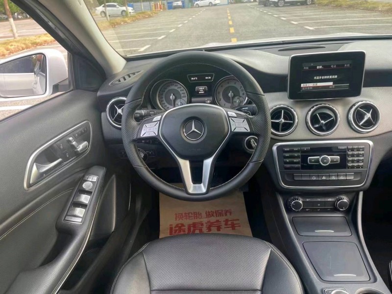 北京15年奔驰GLA5