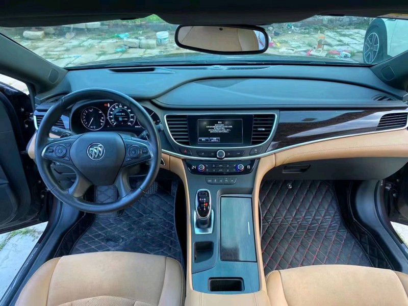 邢台17年别克君越6