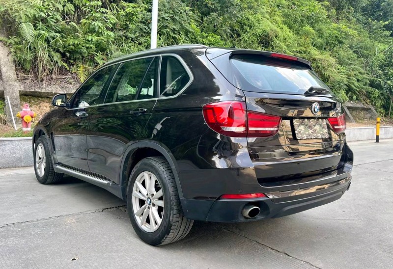 广州18年宝马X58
