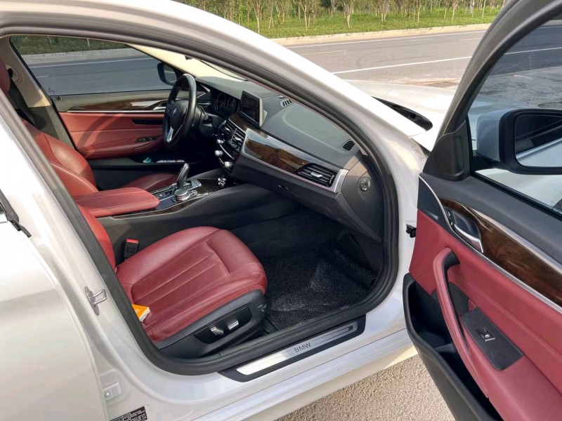 盐城17年宝马5系4