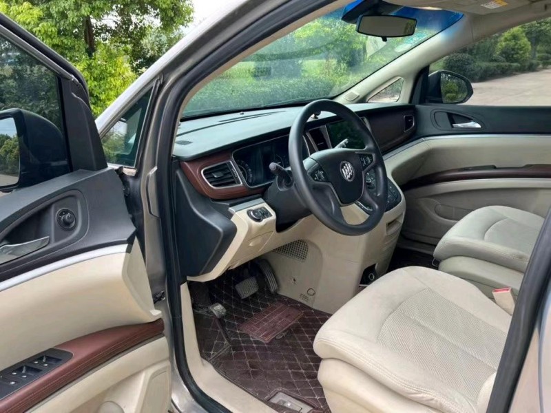 盐城18年别克GL88