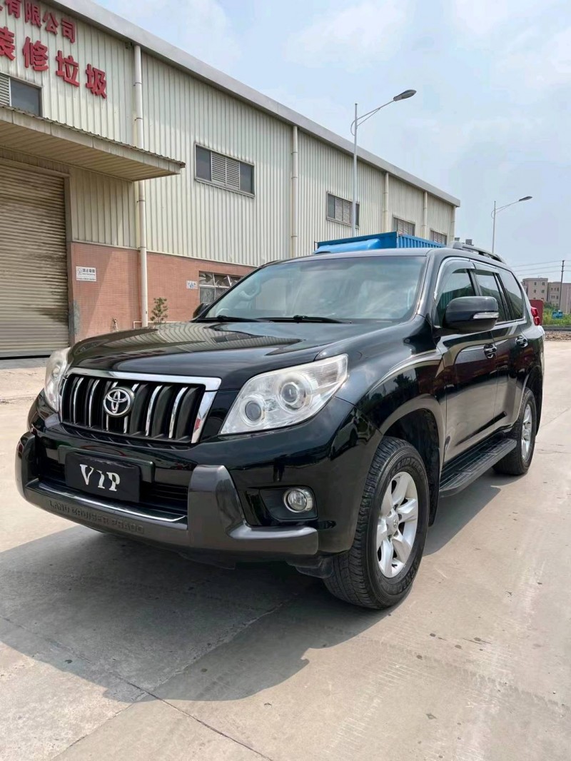 东莞12年丰田普拉多7