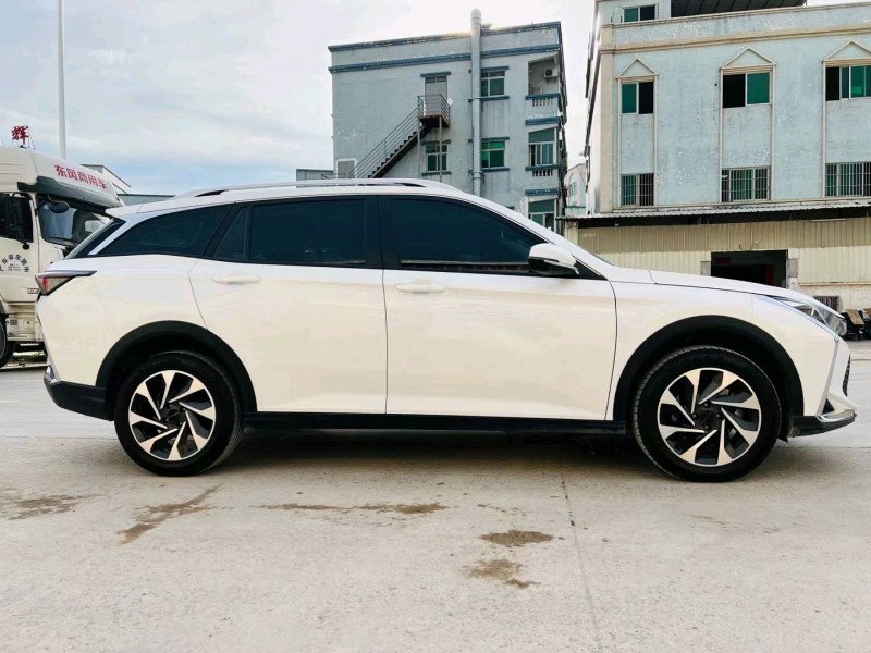 东莞21年东风奕炫7