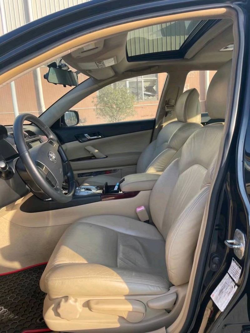 东莞09年丰田锐志4