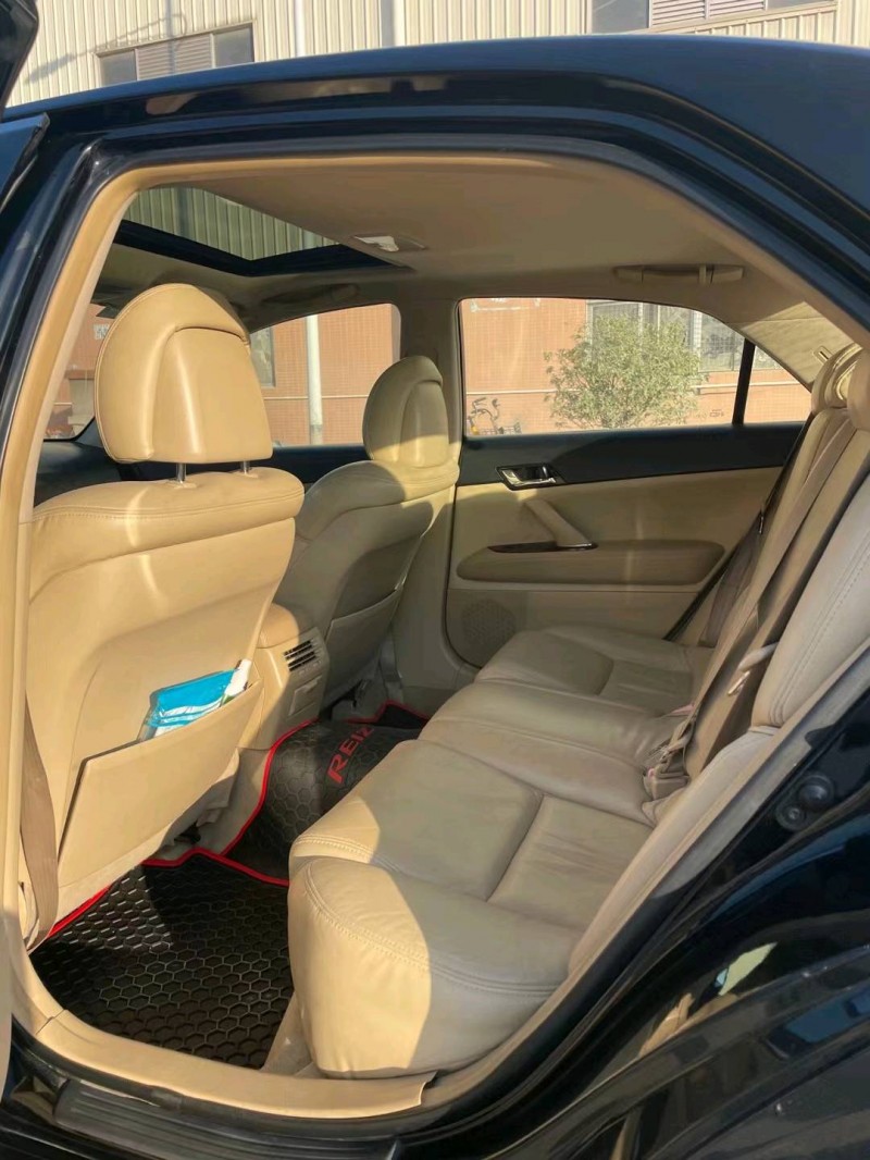 东莞09年丰田锐志5